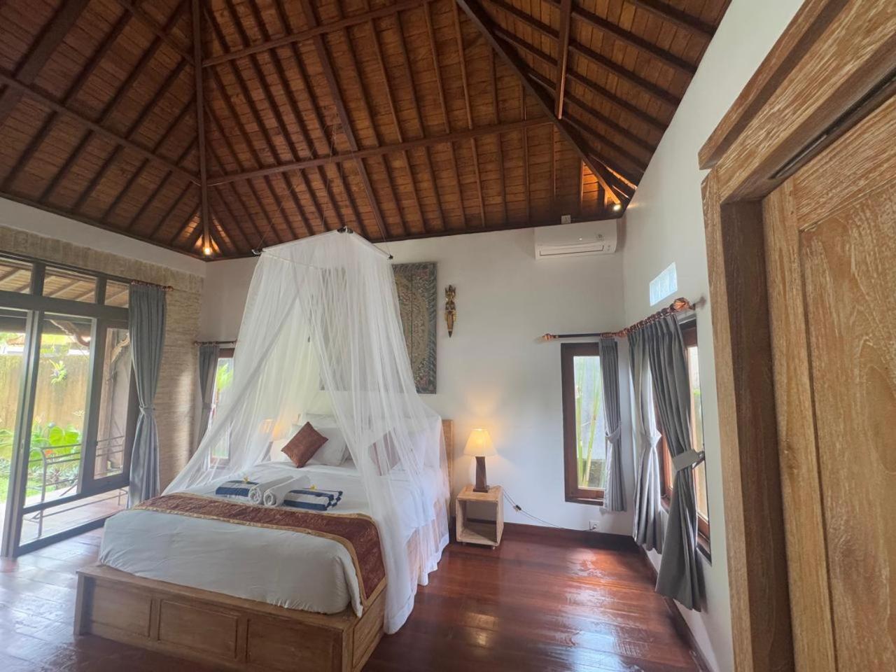 Sridewi Villas Ubud Bagian luar foto