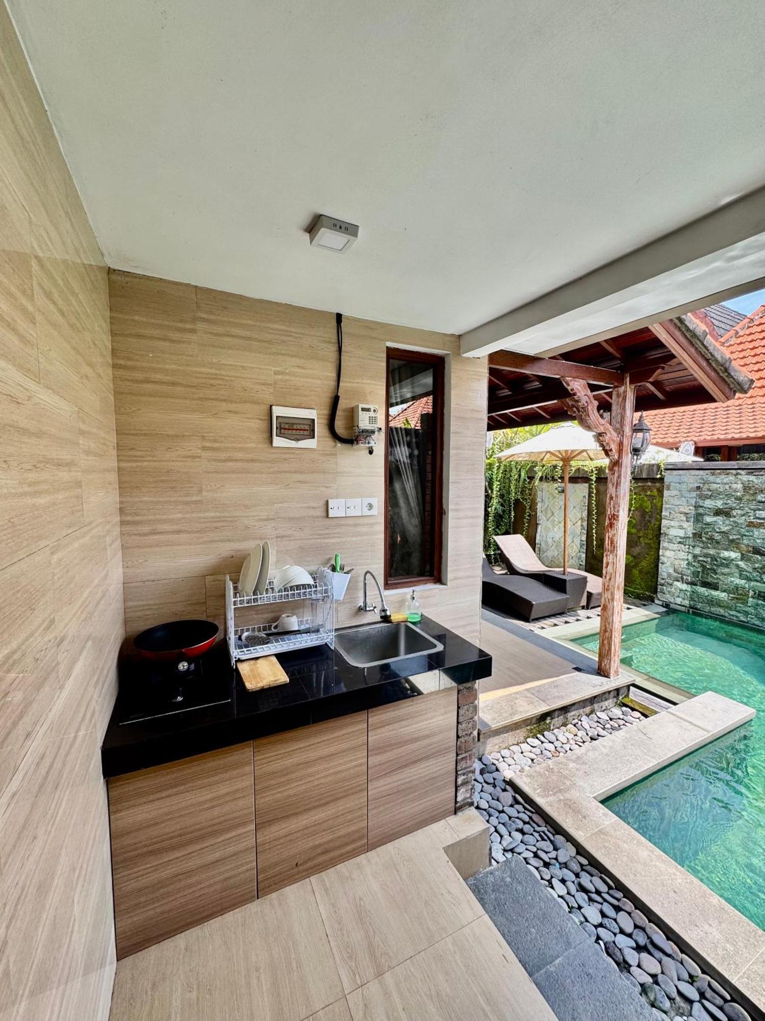 Sridewi Villas Ubud Bagian luar foto