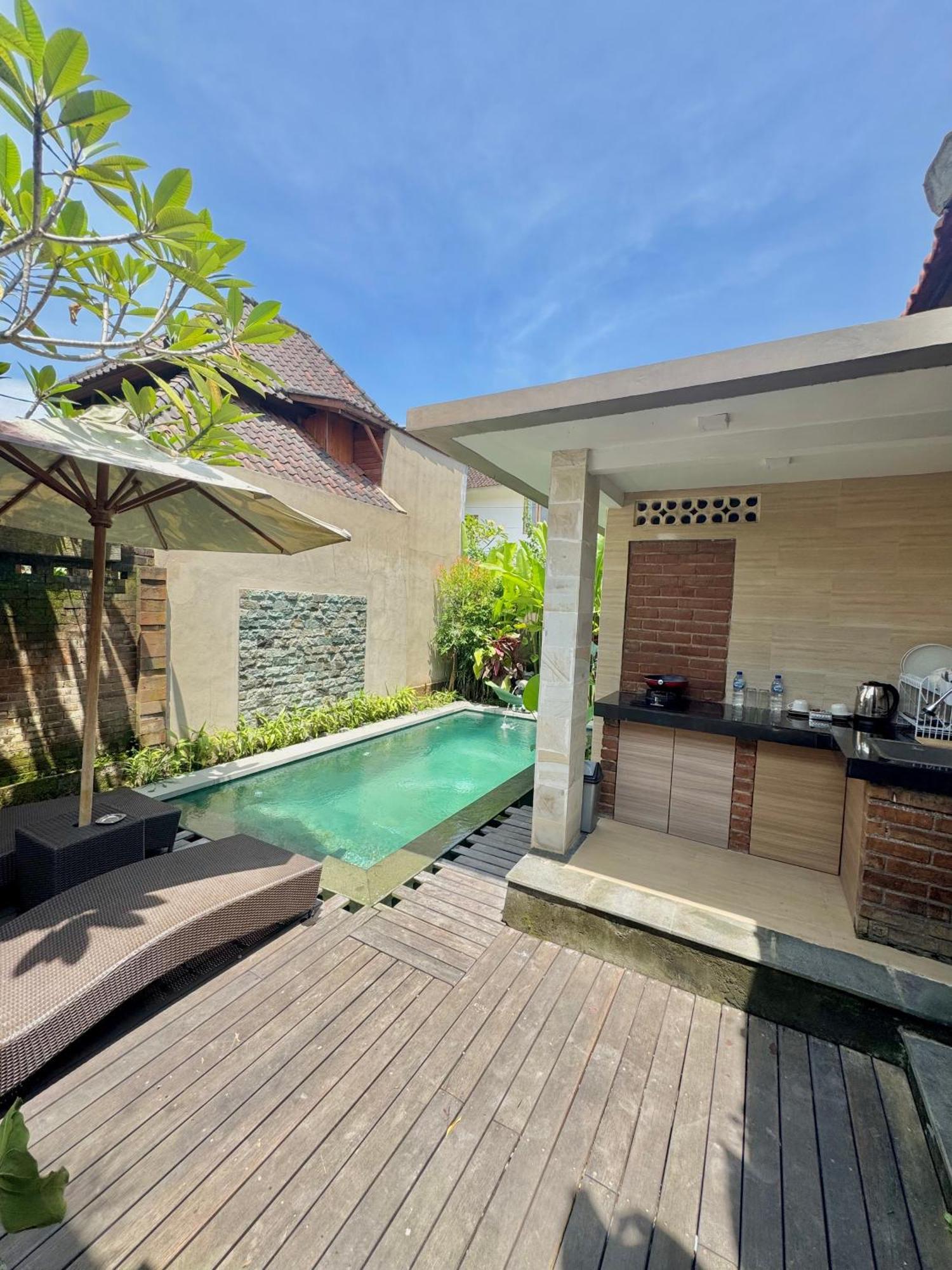 Sridewi Villas Ubud Bagian luar foto
