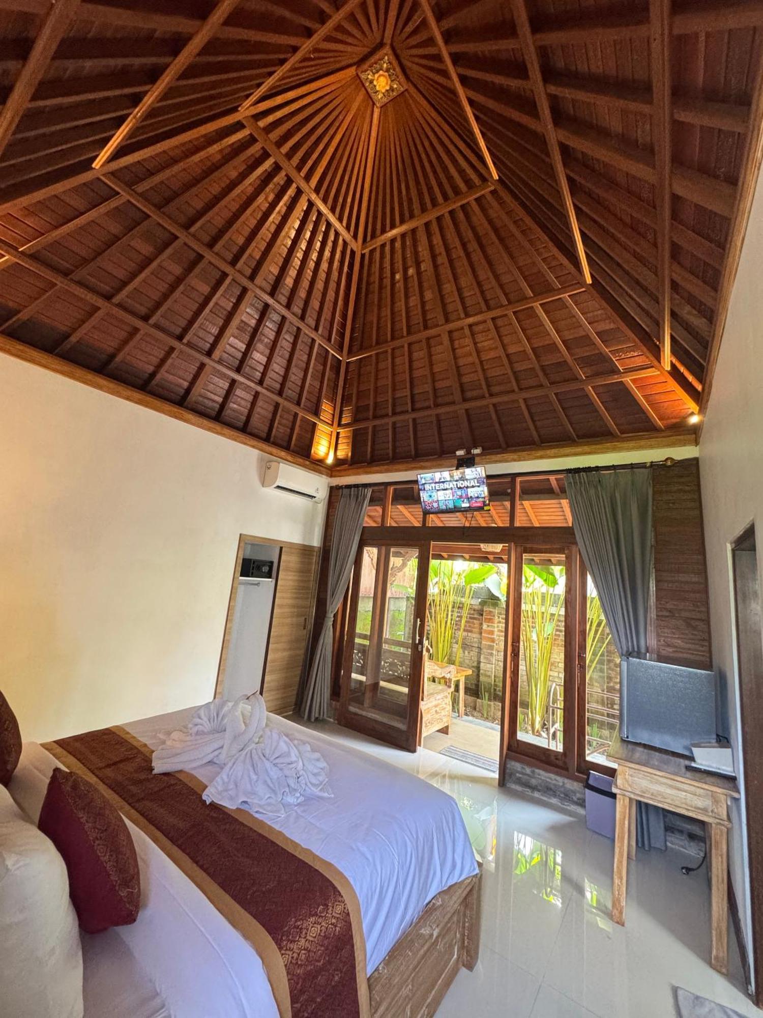 Sridewi Villas Ubud Bagian luar foto